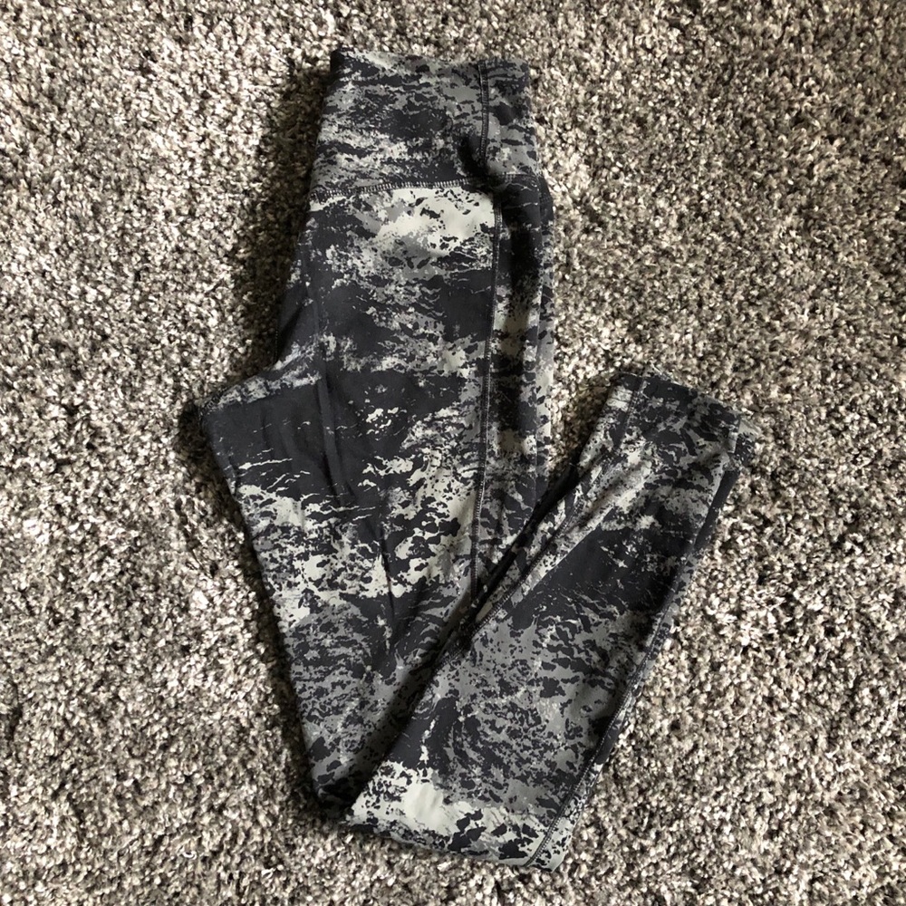 Nike exercise pants size S